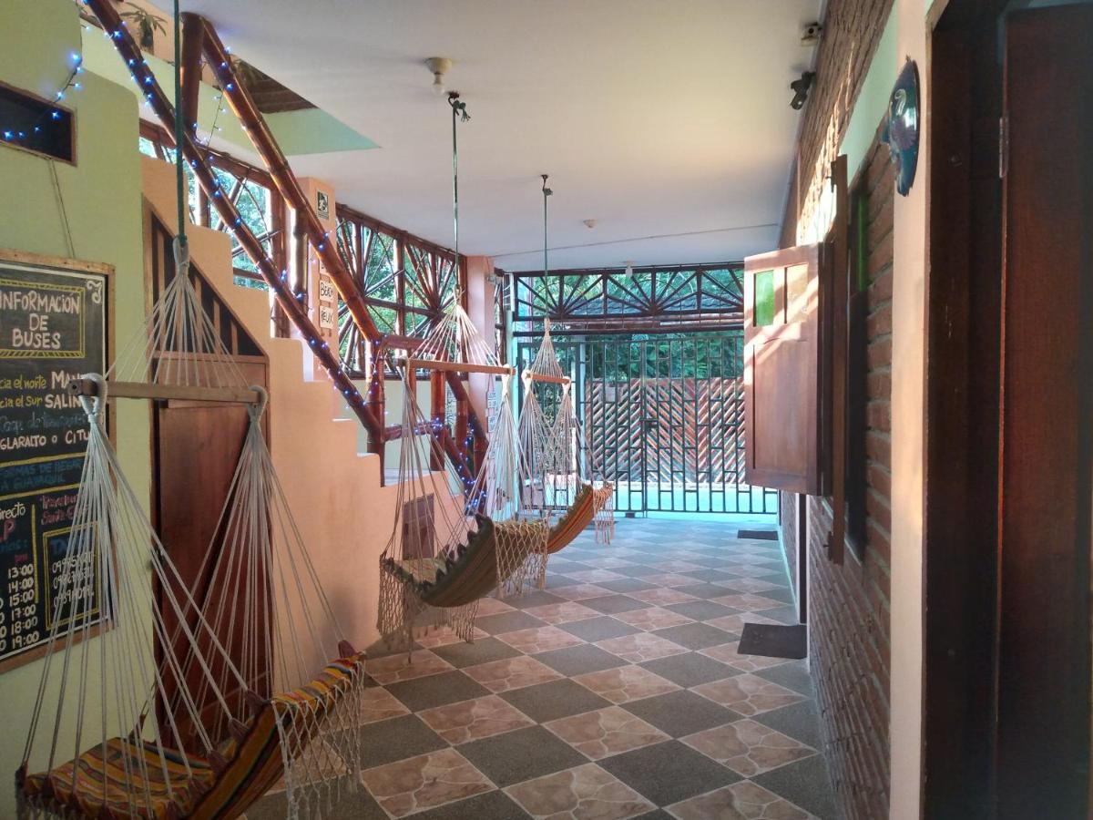 Hostal Casa Taisha มอนตาญิตาร์ ภายนอก รูปภาพ