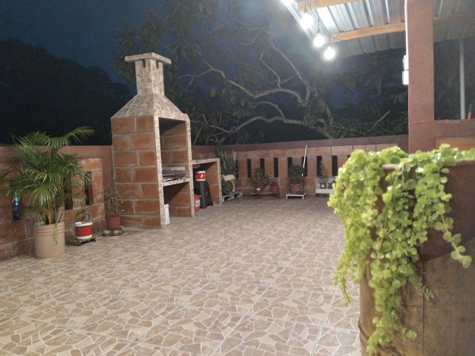 Hostal Casa Taisha มอนตาญิตาร์ ภายนอก รูปภาพ