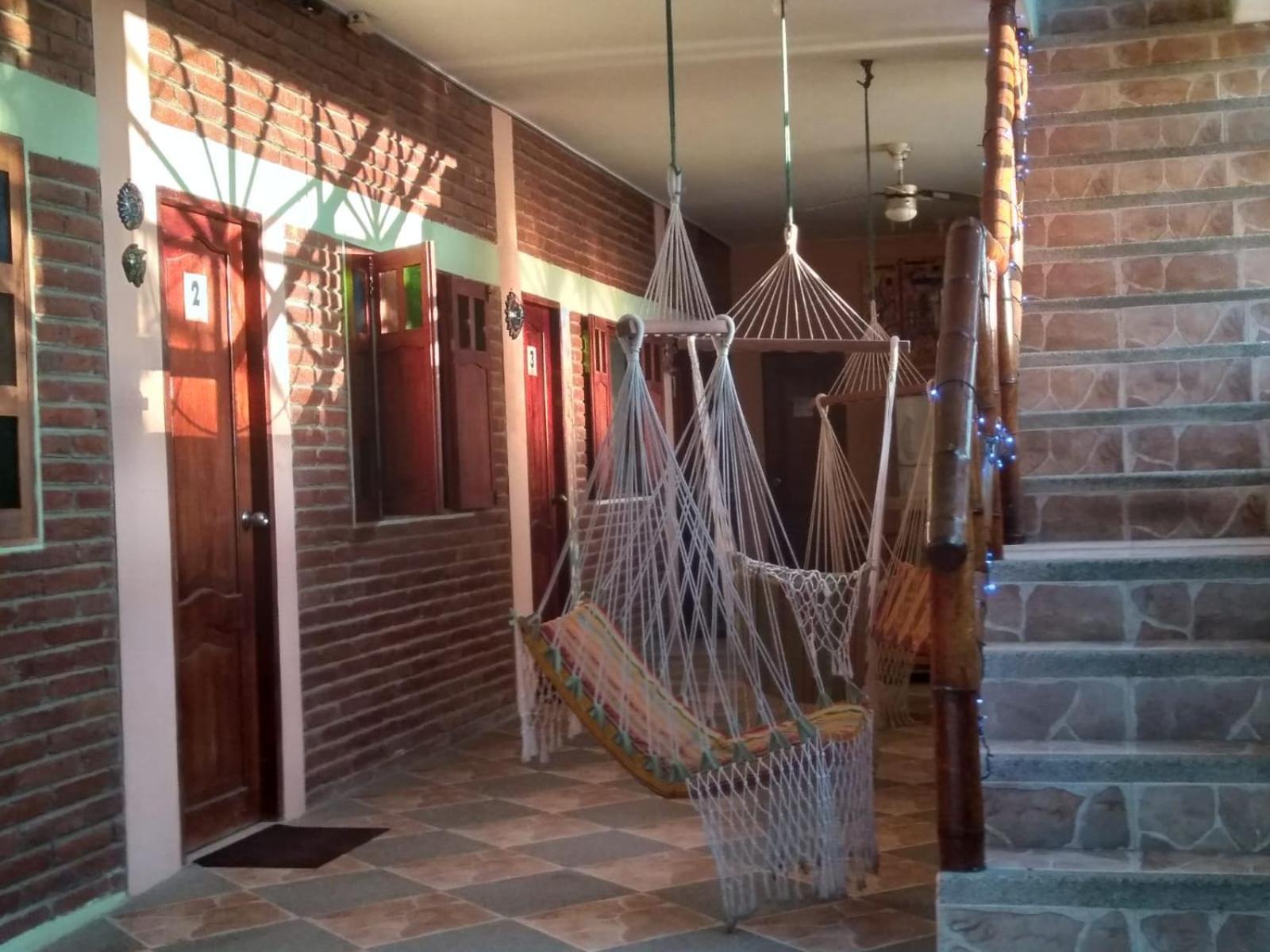 Hostal Casa Taisha มอนตาญิตาร์ ภายนอก รูปภาพ