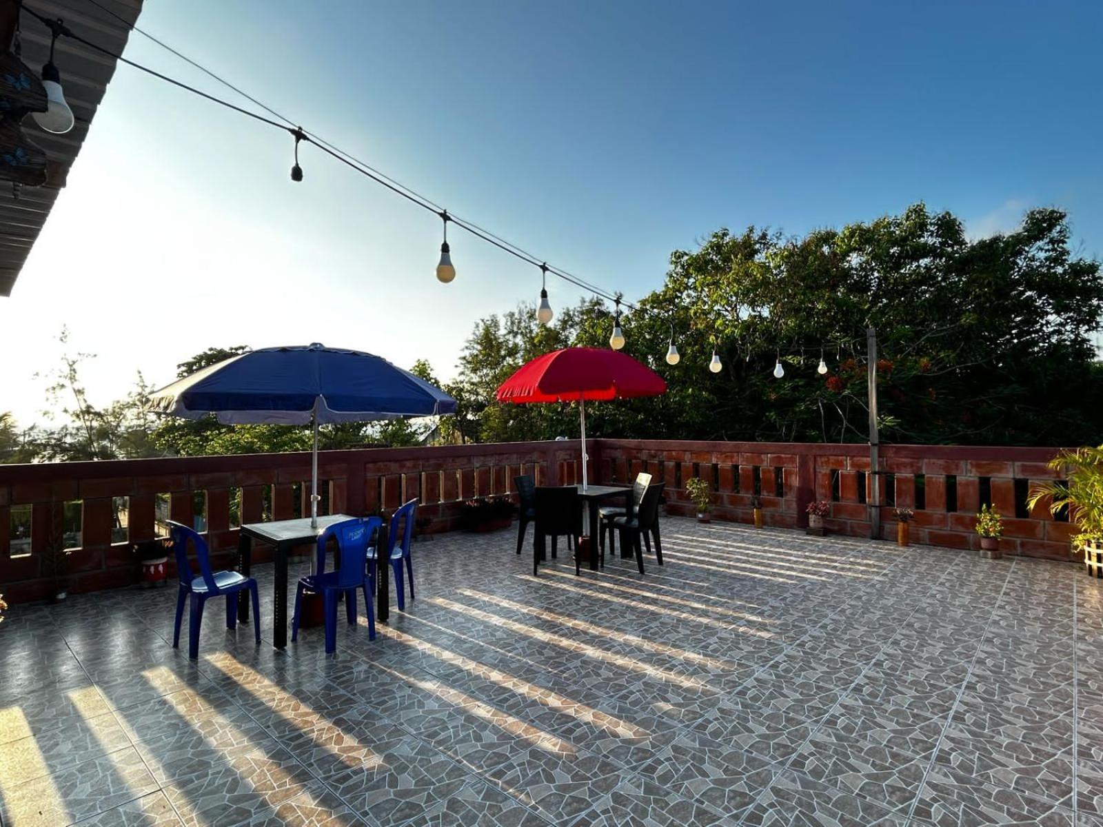 Hostal Casa Taisha มอนตาญิตาร์ ภายนอก รูปภาพ