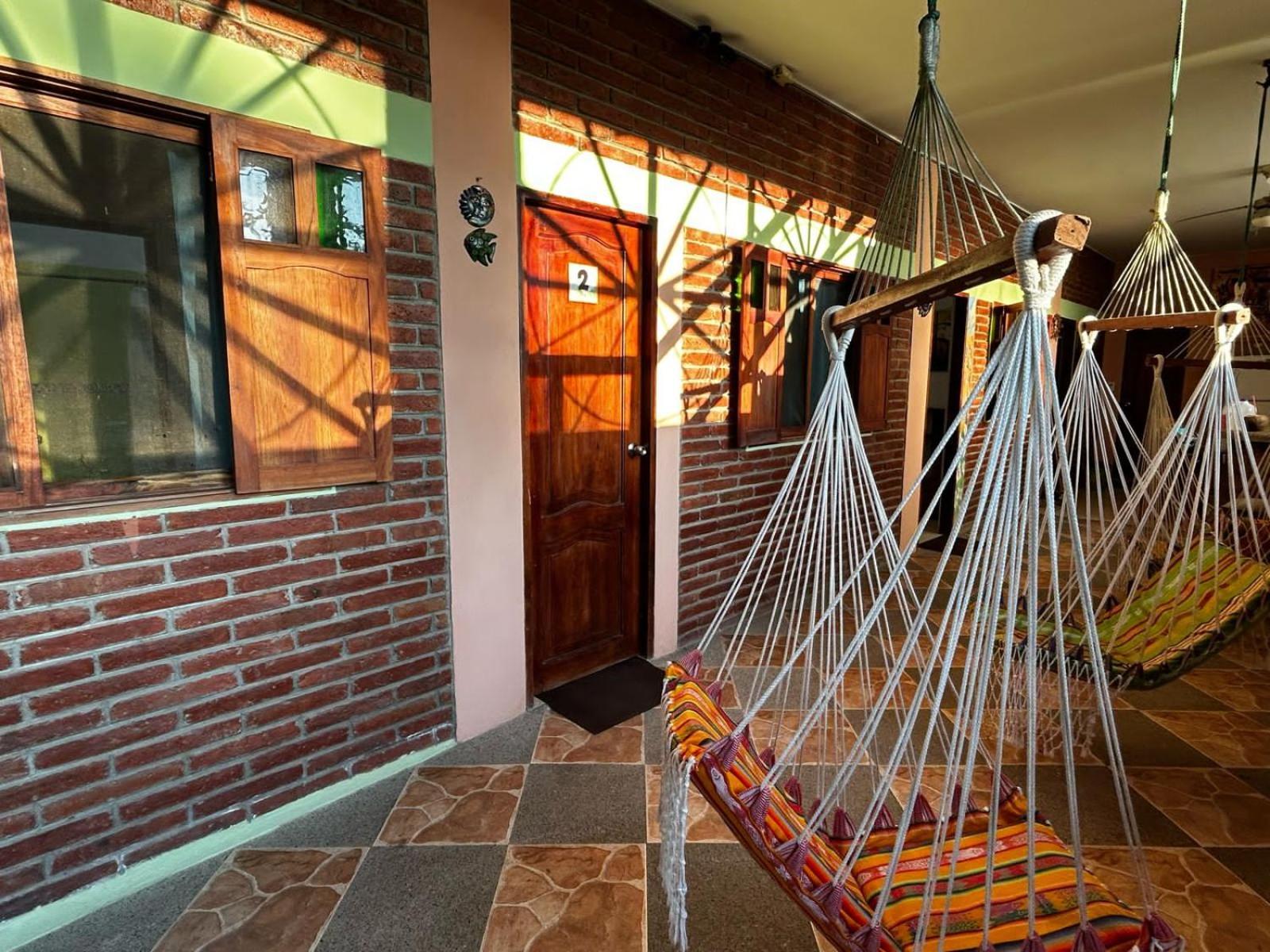 Hostal Casa Taisha มอนตาญิตาร์ ภายนอก รูปภาพ