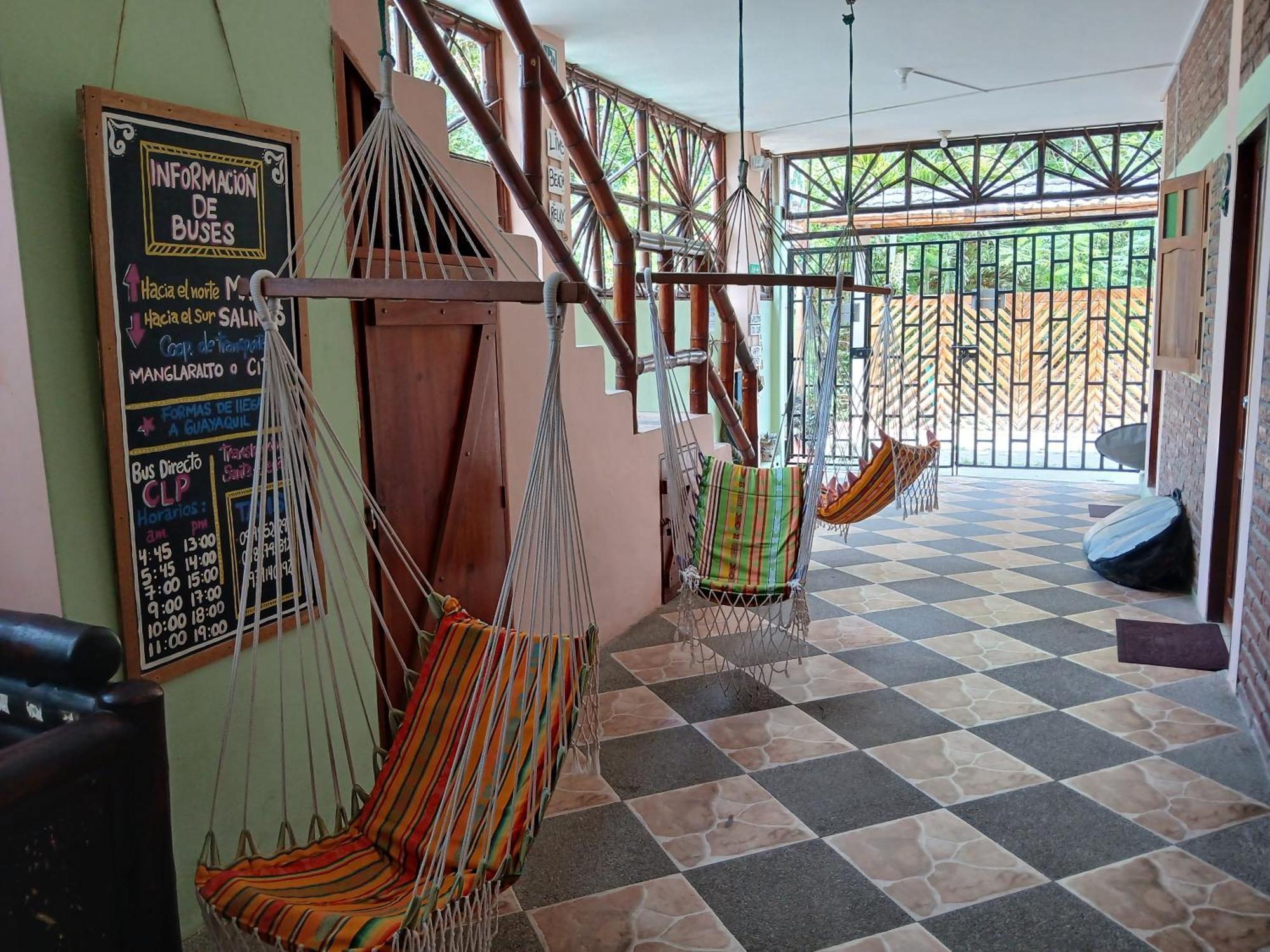 Hostal Casa Taisha มอนตาญิตาร์ ภายนอก รูปภาพ